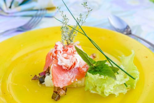 Hotel Logis Hostellerie Des Lauriers