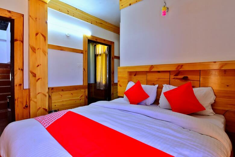 Hotel Oyo 36116 Chatanya Resort