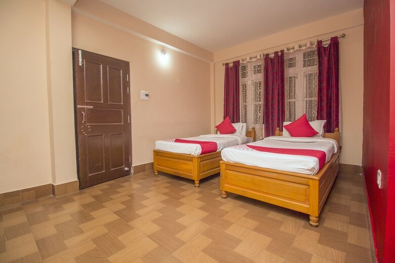 Oyo 30417 Hotel Green View Neelgiri