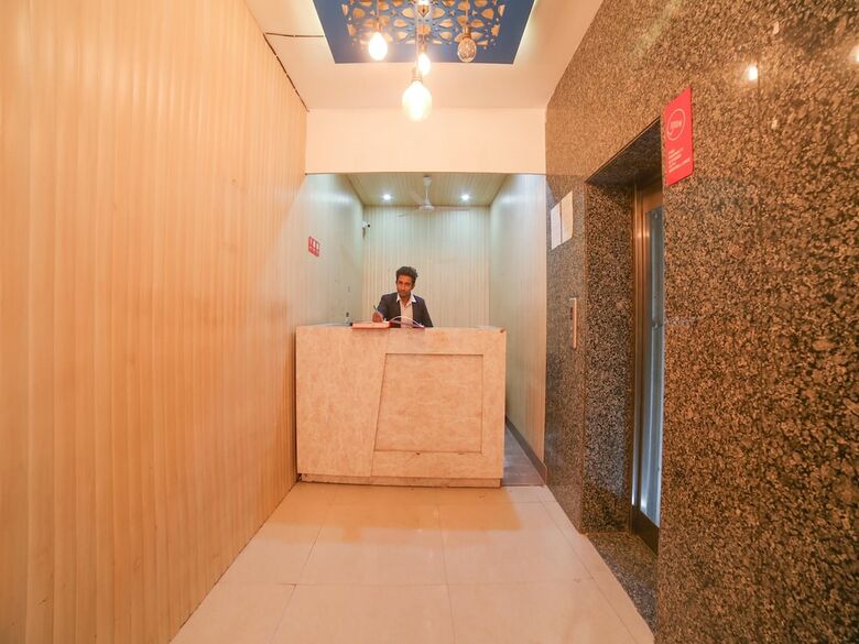 Hotel Collection O 30076 Main Chhatarpur Road Asola