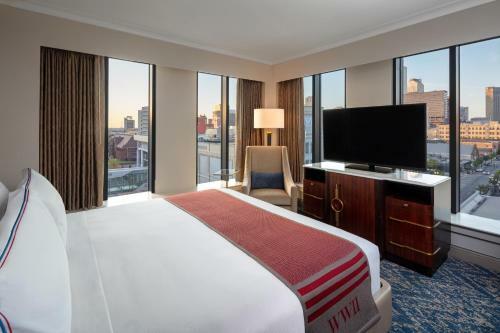 The Higgins Hotel New Orleans, Curio Collection By Hilton