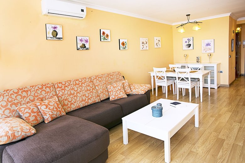 Apartamentos Amazing Sea Views & Comfortable Pool