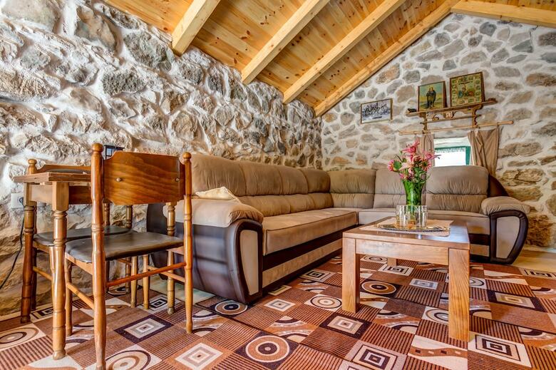 Ethno House Kosic
