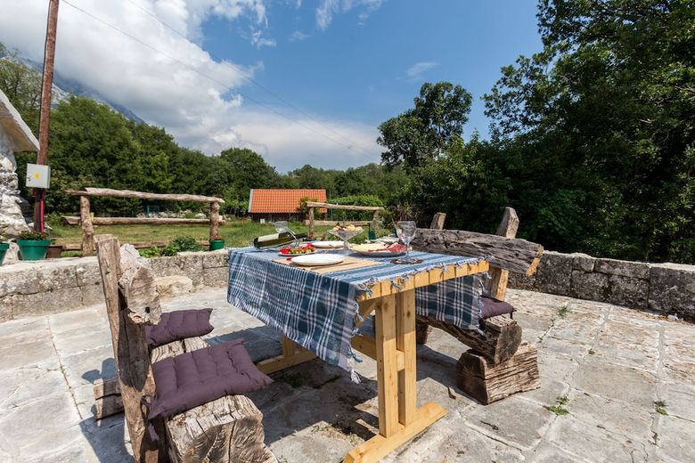 Ethno House Kosic