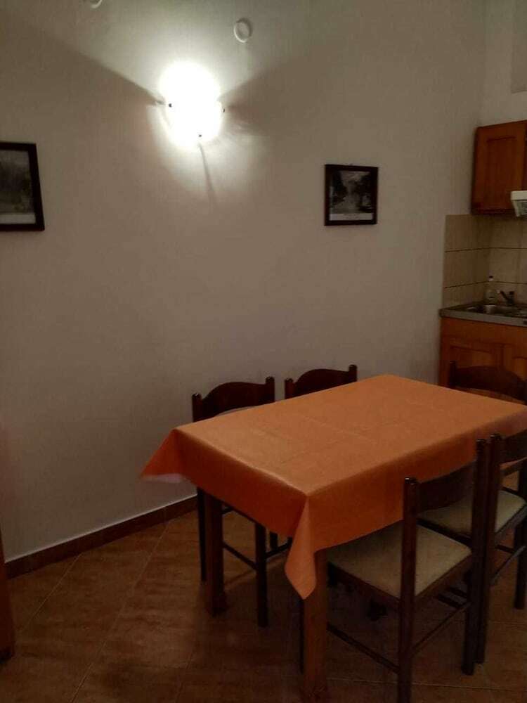 Apartments Lazovi?