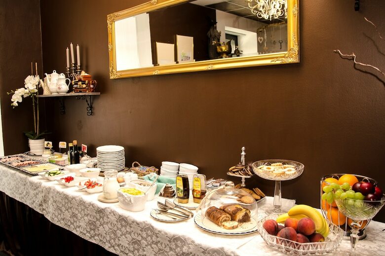 Hotel Villa Home & Garden Lasko