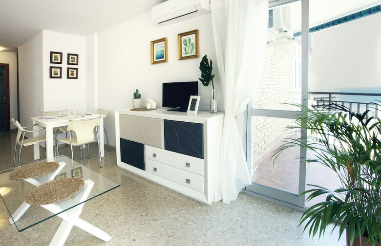 Apartamentos Center Incredible Views & Relax