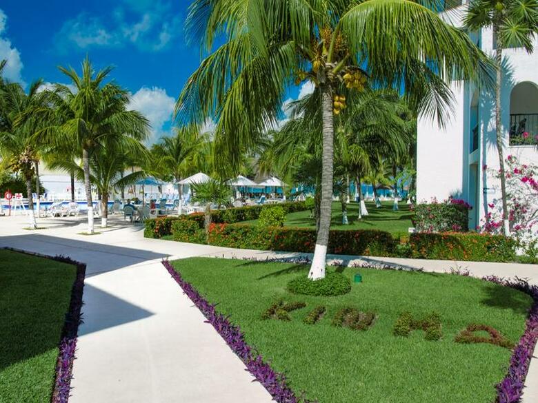 Hotel Beachscape Kin Ha Villas & Suites