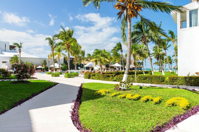 Hotel Beachscape Kin Ha Villas & Suites