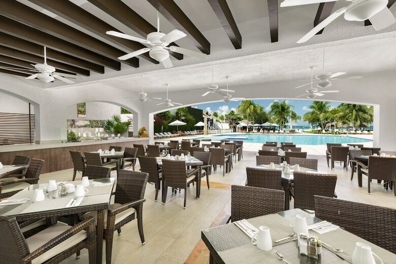 Hotel Beachscape Kin Ha Villas & Suites