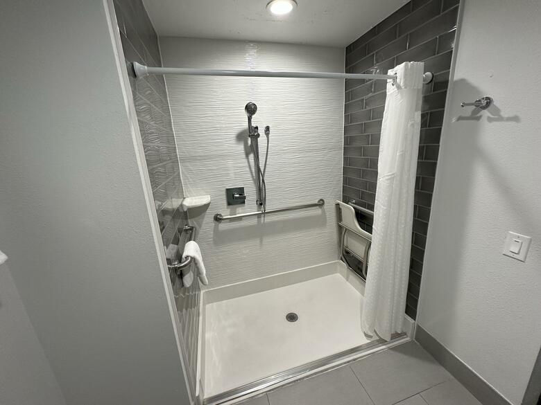 Hotel Lawrence Downtown Dallas