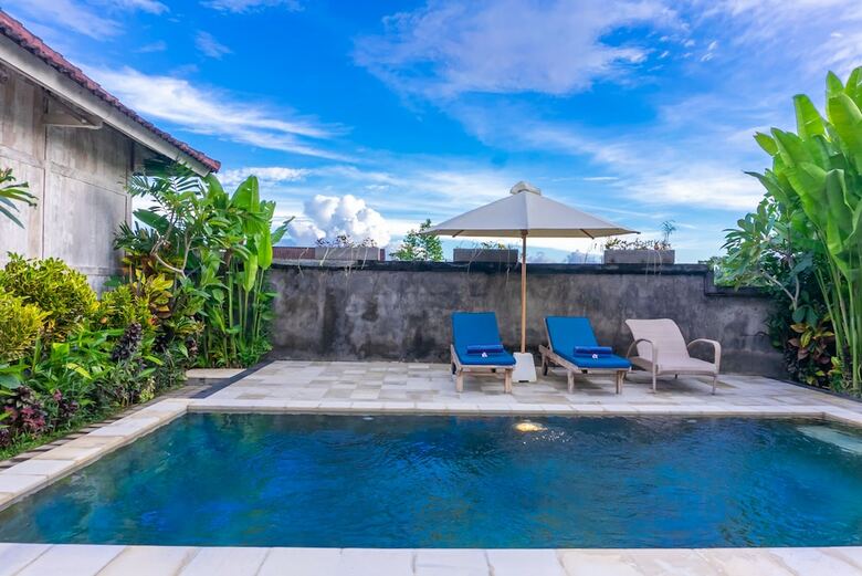 Bed & Breakfast Ubud Glassy Villa