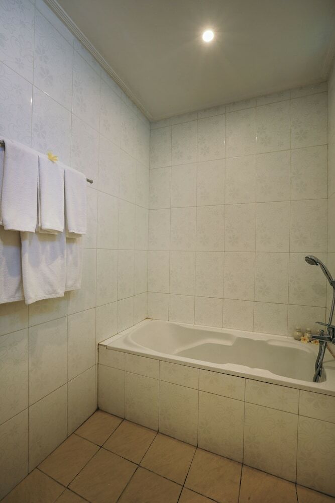 Bed & Breakfast Ubud Glassy Villa