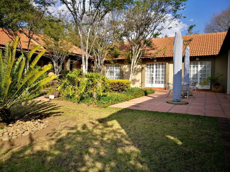Hotel Blue Crane Lodge