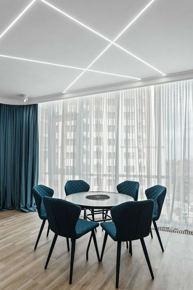 Prestige Plaza Apartments