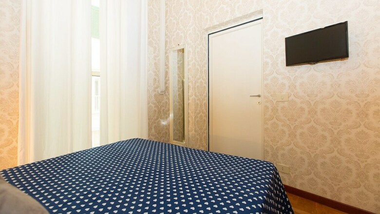 Rental In Rome Veneto Apartment