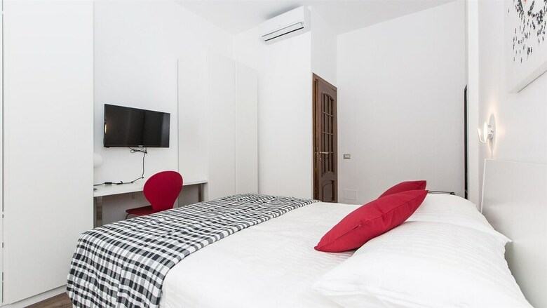 Rental In Rome Saint Peter Prestigious Apartment