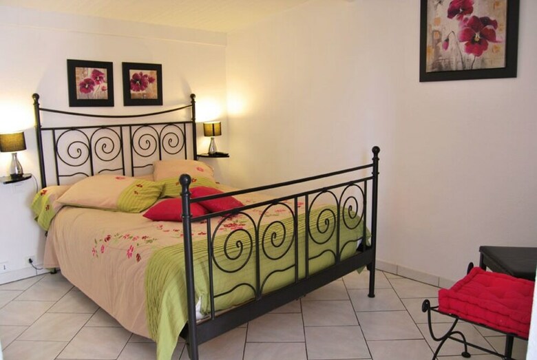 Bed & Breakfast Villa Nais