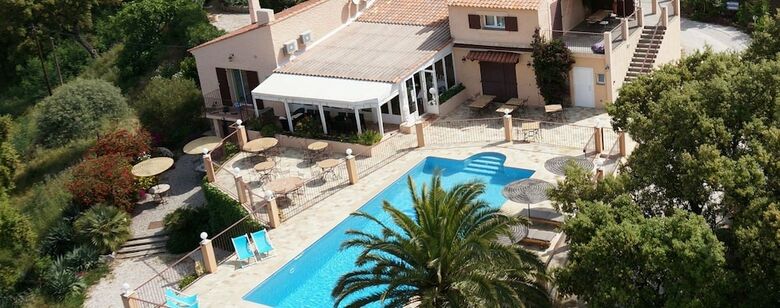 Bed & Breakfast Villa Nais