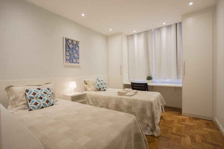 Apartamentos Linerio Praia de Copacabana 370.374