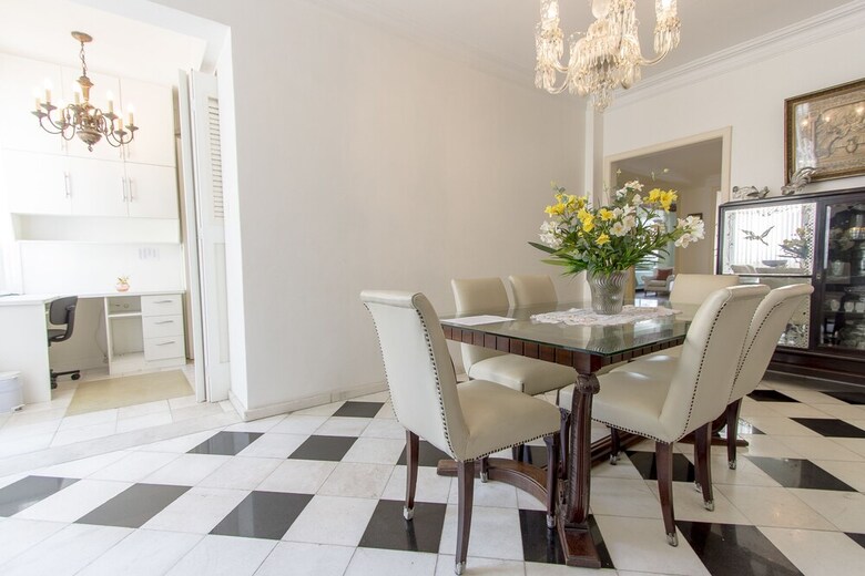 Apartamentos Linerio Praia de Copacabana 375