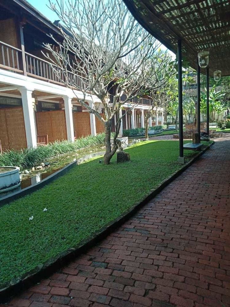 Hotel Chama Guesthouse