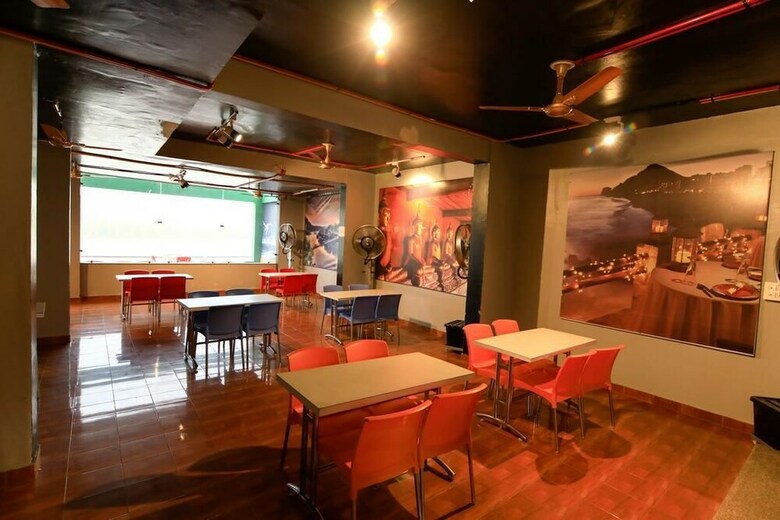 Hotel Shanti Residency