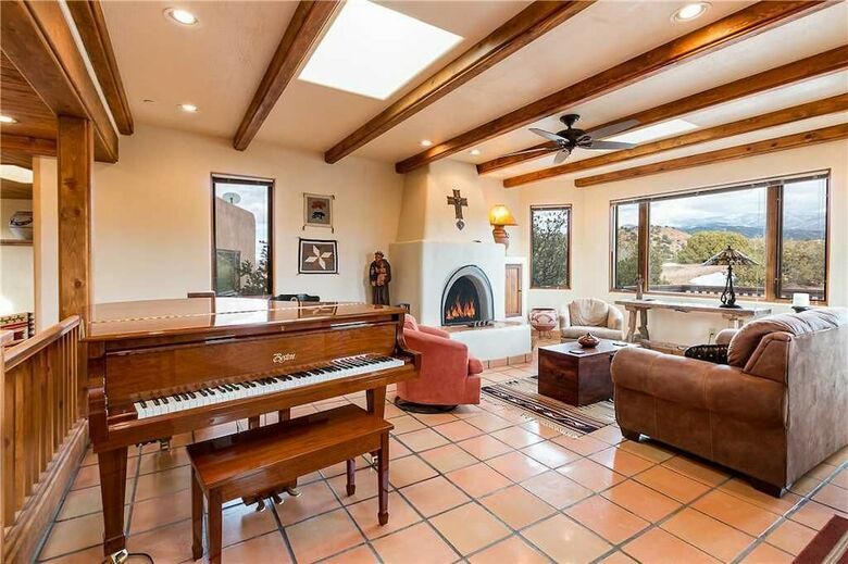 Hostal Casa de Paz - Four Bedroom Home