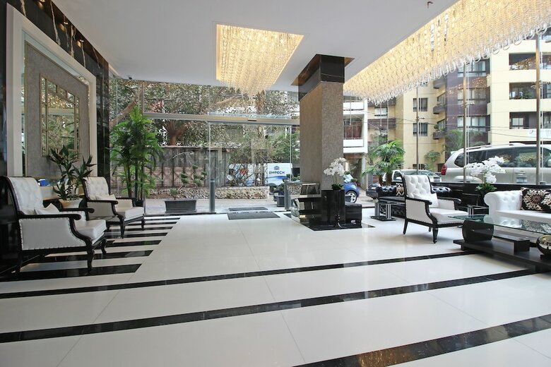 Aparthotel Palm Ville Suites