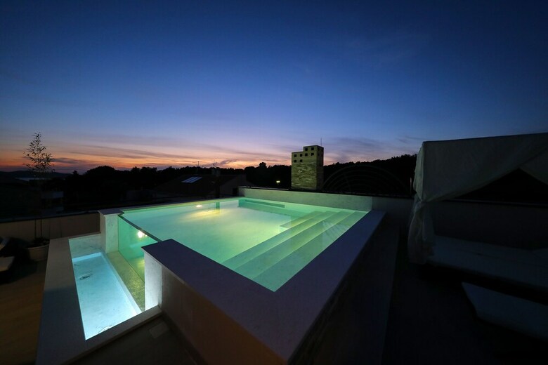 Apartamentos Rooftop Pool & Terrace - Villa Bellavista