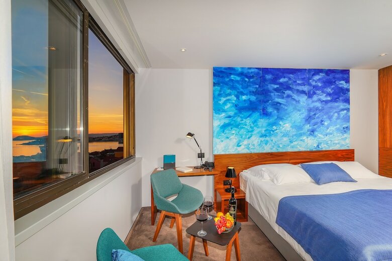 Hotel Horizon Luxury Suites