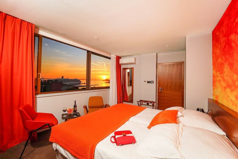 Hotel Horizon Luxury Suites