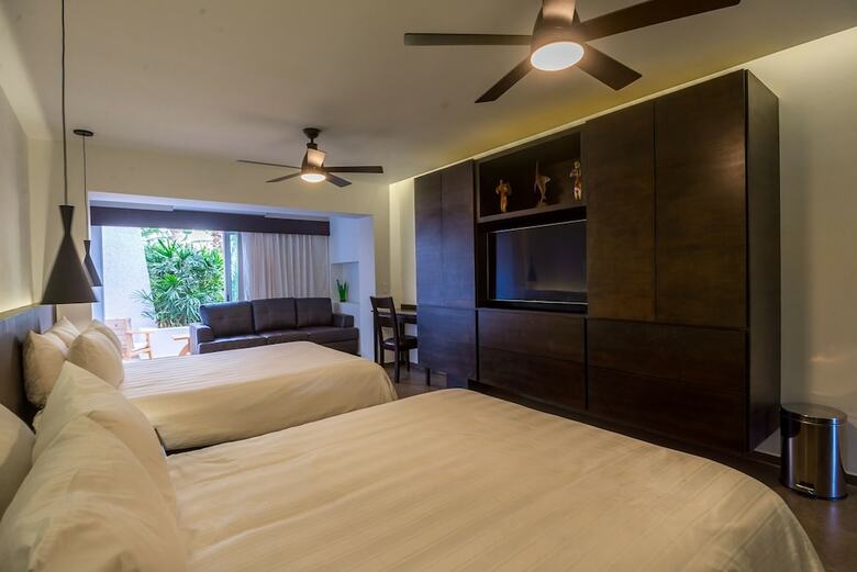 Aparthotel Bahia Condo