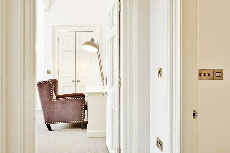 Luxury George Street Apartments: Edinburgh Suite