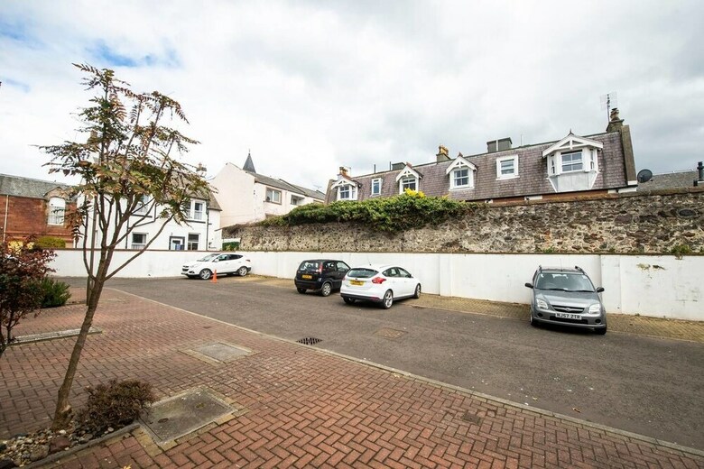 Perfect N. Berwick Holiday Home W/ Free Parking