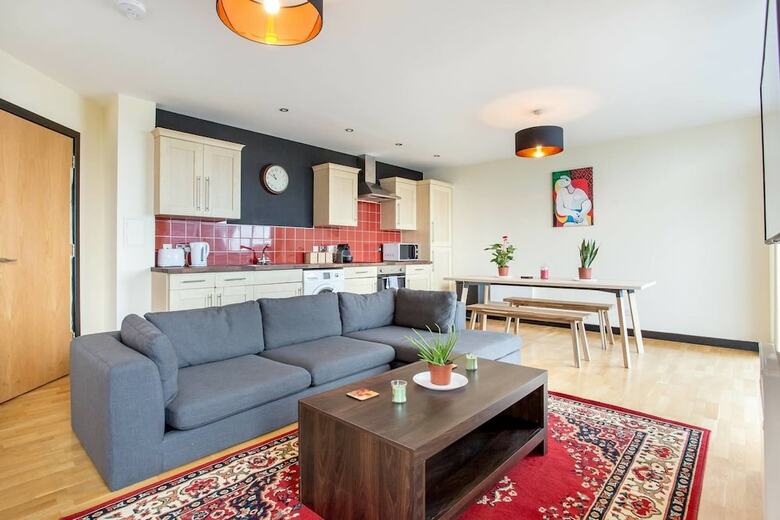 Apartamentos City Centre Penthouse Apt