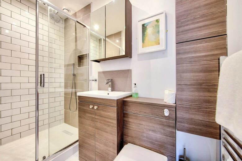 City Centre Georgian Maindoor 2bed/2bath Apartment