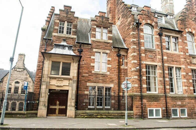 Stylish Central Apartment Near Royal Mile