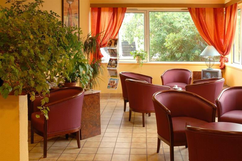 Kyriad Hotel Lyon Givors