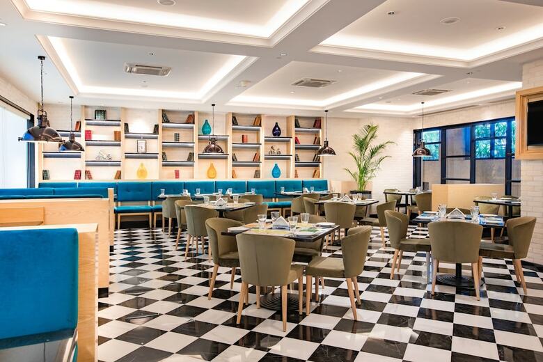 Hotel Lemon Tree Premier Mumbai Intl. Airport