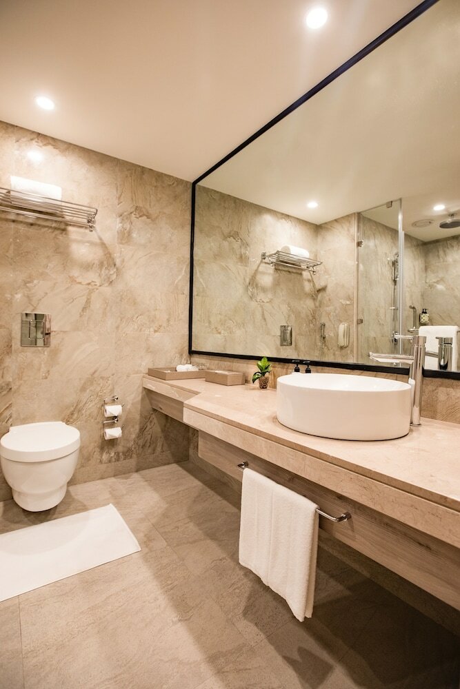 Hotel Lemon Tree Premier Mumbai Intl. Airport