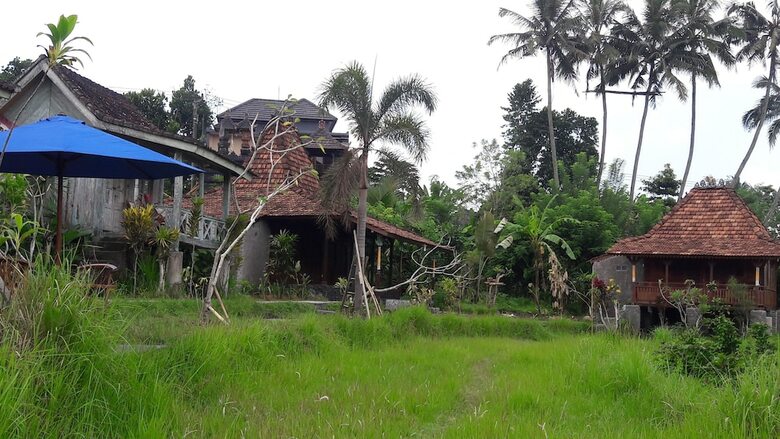 Hotel Kubu Taru