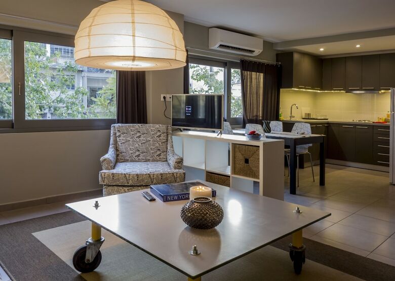 Apartamentos Athens Suites