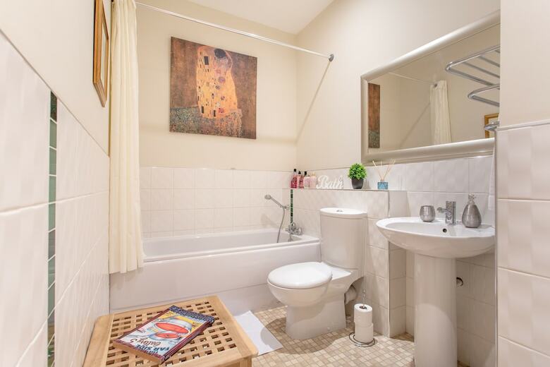 Scse Modern Apartment
