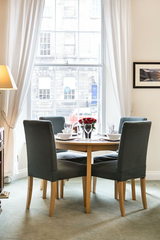 Scse Modern Apartment