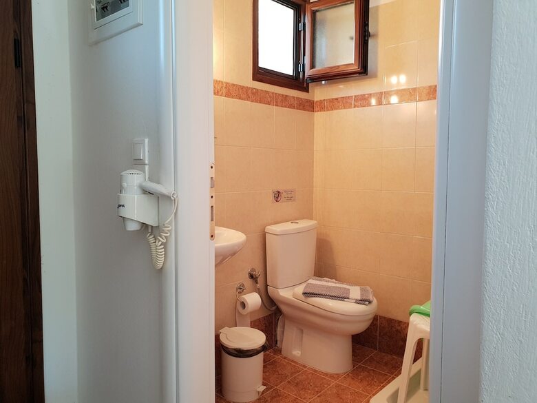 Domaine Papakonstantis Apartments To Let