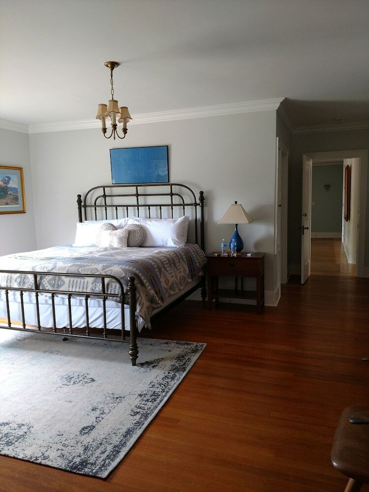 Bed & Breakfast The Stang Manor