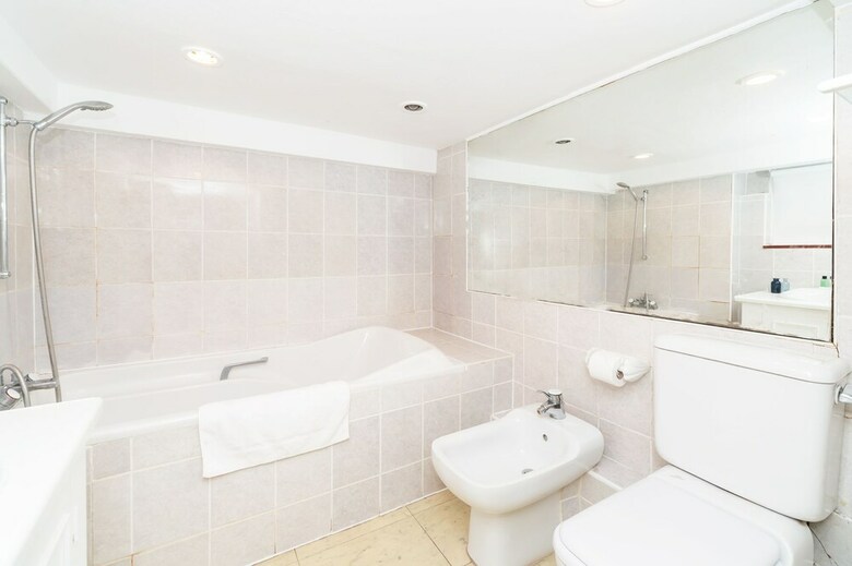 Pml Apartments Montpelier Street