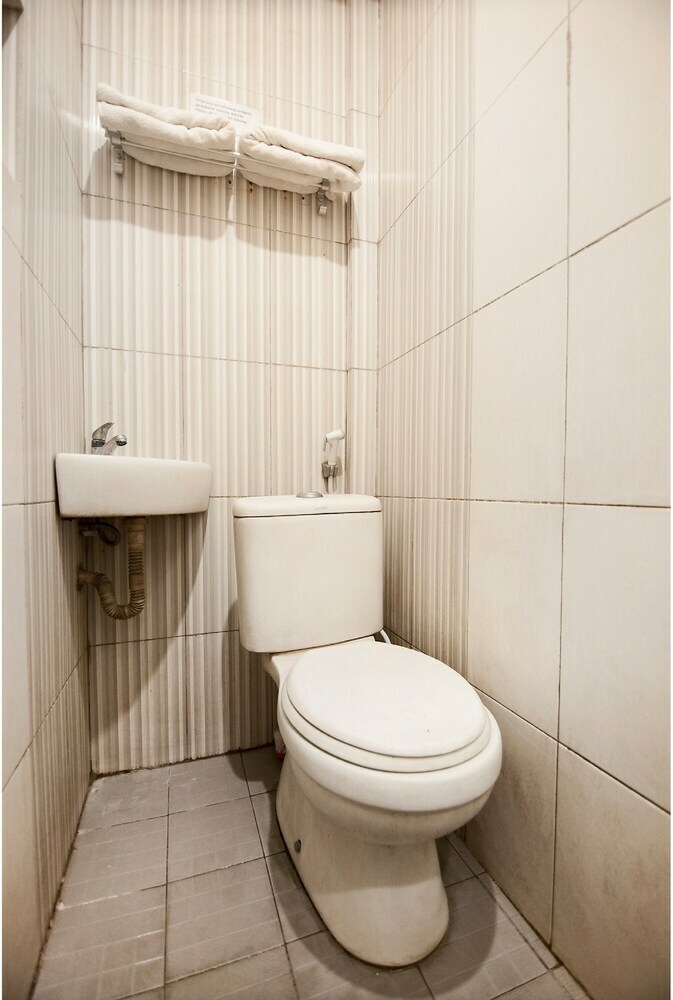 Hostal Oyo 526 Hotel Best