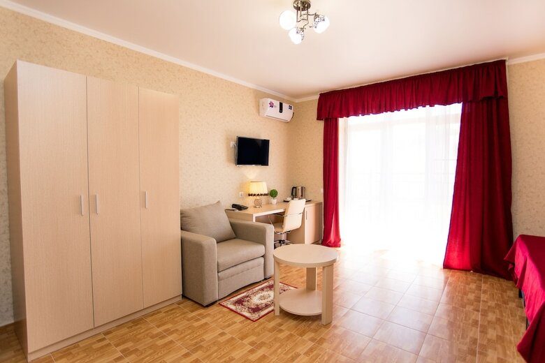Hotel Alfa Plyus